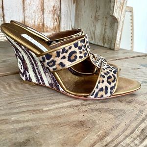 Olivia Rose Tal animal print wedges size 8 NWOT